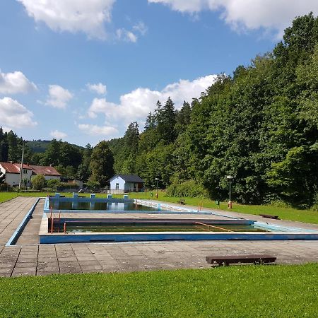 Schupplerova Vila Hostejn Luaran gambar