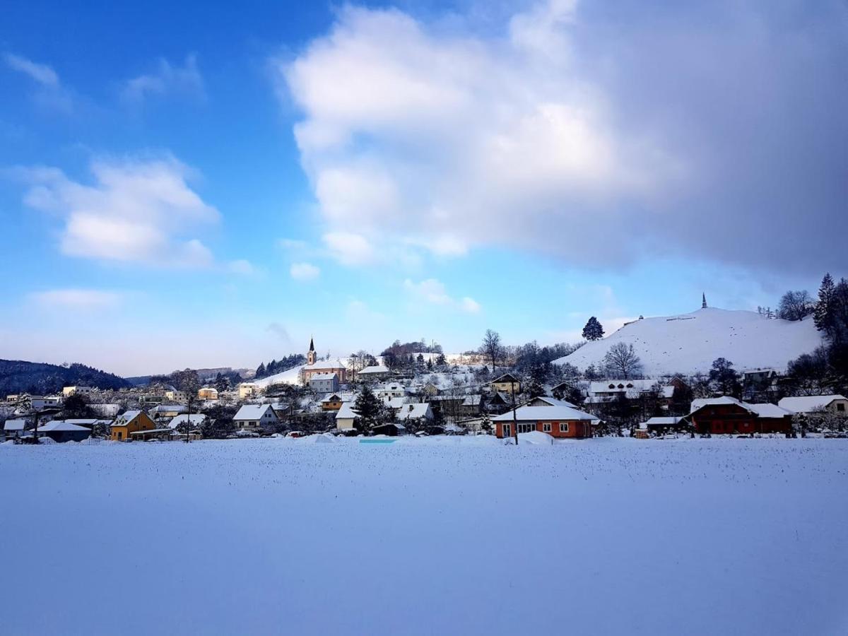 Schupplerova Vila Hostejn Luaran gambar